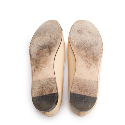 Chanel Beige/Black Lambskin Interlocking CC Logo Flats, Size 36.5