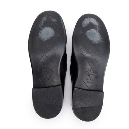Chanel Black Calfskin Leather Quilted CC Logo Loafer, Size 38.5