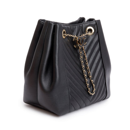 Chanel Black Chevron Calfskin Leather Drawstring Bucket Crossbody Bag