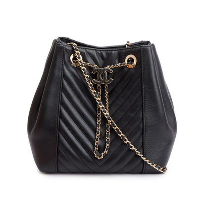 Chanel Black Chevron Calfskin Leather Drawstring Bucket Crossbody Bag