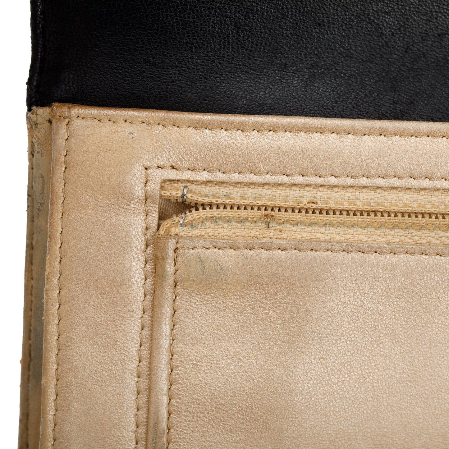 Chanel Black Lambskin Leather CC Logo Camellia Trifold Wallet