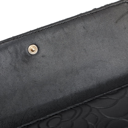 Chanel Black Lambskin Leather CC Logo Camellia Trifold Wallet