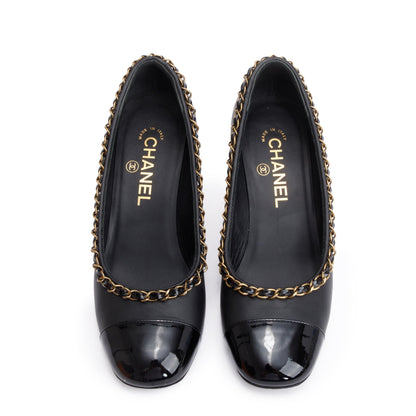 Chanel Black Leather Interlocking CC Logo Chain Around Pumps, Size 36.5
