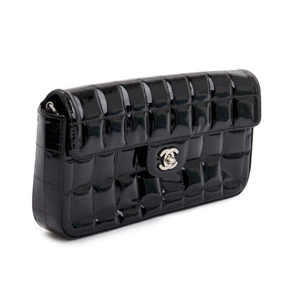 Chanel Black Patent Leather Chocolate Bar E/W Flap  Bag