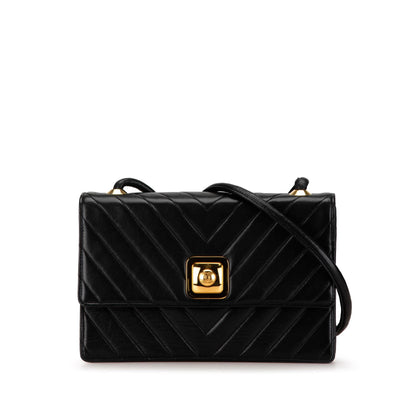 Chanel CC Chevron Lambskin Crossbody (SHG-N7XQs1)