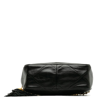 Chanel CC Matelasse Tassel Camera Bag (SHG-b743DC)