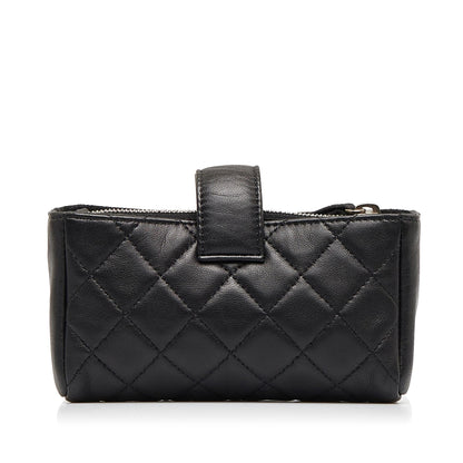 Chanel CC Phone Pouch (SHG-fFFbkG)