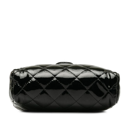 Chanel CC Phone Pouch (SHG-JBlF5K)