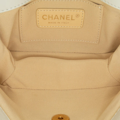 Chanel CC Quilted Lambskin Flap (SHG-8guI4k)