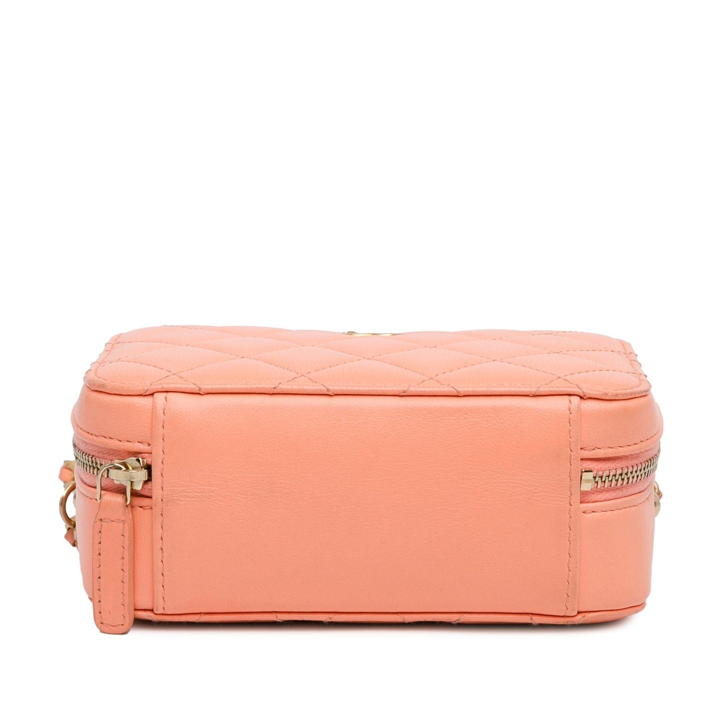 Chanel CC Quilted Lambskin Pearl Crush Camera Bag (SHG-CAgK7A)