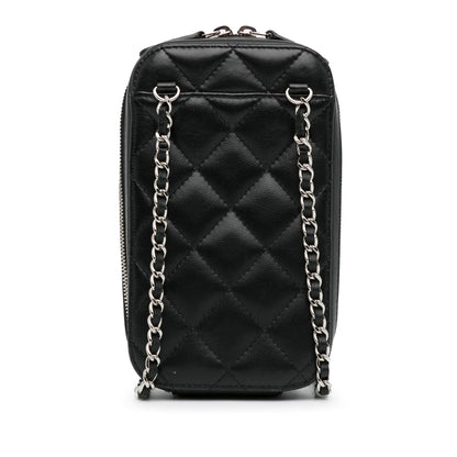 Chanel CC Quilted Lambskin Zip Phone Case (SHG-6GbcPW)