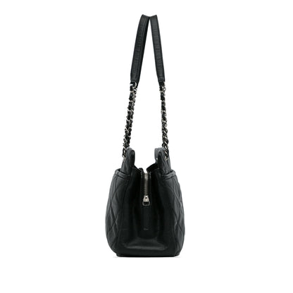Chanel CC Soft Shopping Tote (SHG-0NxQ3r)