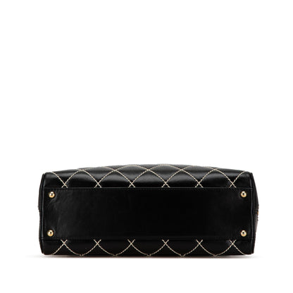 Chanel CC Wild Stitch Lambskin Handbag (SHG-SgvNml)