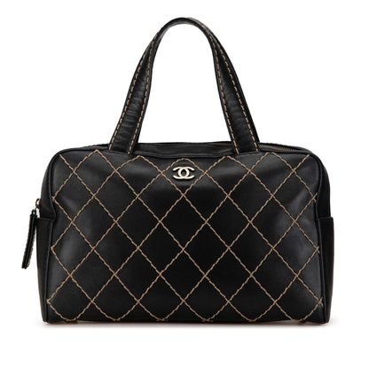 Chanel CC Wild Stitch Lambskin Handbag (SHG-PztZdy)