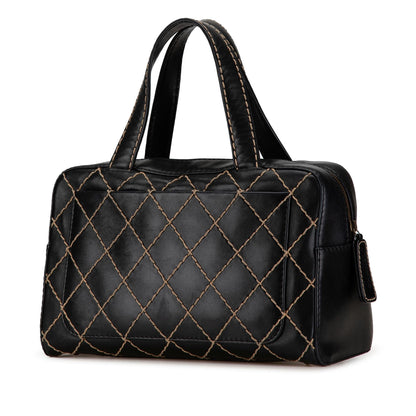 Chanel CC Wild Stitch Lambskin Handbag (SHG-PztZdy)