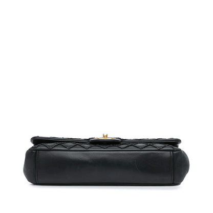 Chanel Calfskin Ultra Stitch Heart Flap (SHG-PLWR1B)