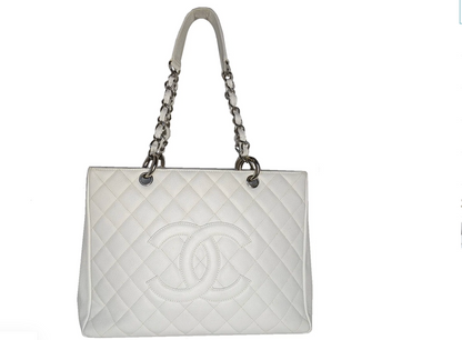CHANEL WHITE QUILTED CAVIAR GRAND SHOPPER TOTE BAG