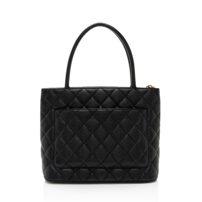 Chanel Caviar Leather Medallion Tote (SHF-7Ttgip)