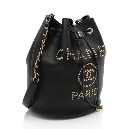 Chanel Caviar Leather Studded CC Deauville Bucket Bag (SHF-LVIad7)