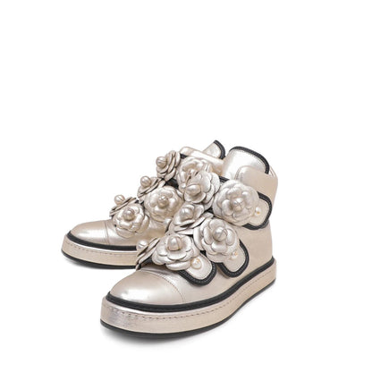 CHANEL CC CAMELLIA METALLIC CHAMPAGNE LAMBSKIN SNEAKERS