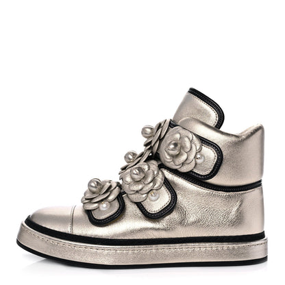 CHANEL CC CAMELLIA METALLIC CHAMPAGNE LAMBSKIN SNEAKERS