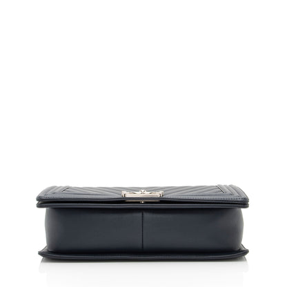 Chanel Chevron Lambskin New Medium Boy Bag (SHF-SYvI5N)