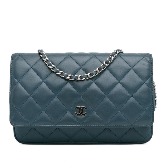 Chanel Classic Lambskin Wallet on Chain (SHG-gkuHIv)