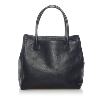 Chanel Executive Cerf Leather Handbag (SHG-33477)