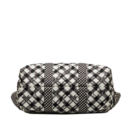 Chanel Gingham XXL Tote (SHG-FDvtAx)