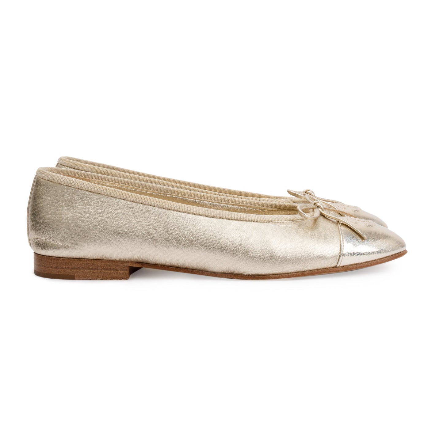 Chanel Gold Lambskin Interlocking CC Logo Flats, Size 38