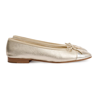 Chanel Gold Lambskin Interlocking CC Logo Flats, Size 38