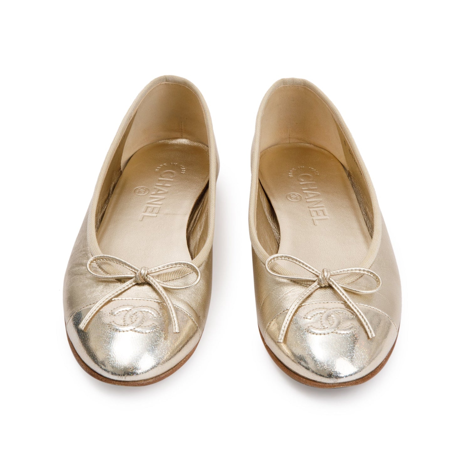 Chanel Gold Lambskin Interlocking CC Logo Flats, Size 38
