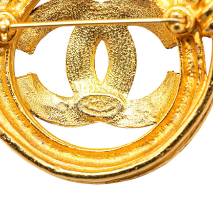 Chanel Gold Plated CC Brooch (SHG-ck9CYj)