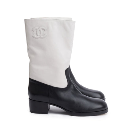 Chanel Grey/Black Leather Interlocking CC Logo Mid Calf Boots, Size 40