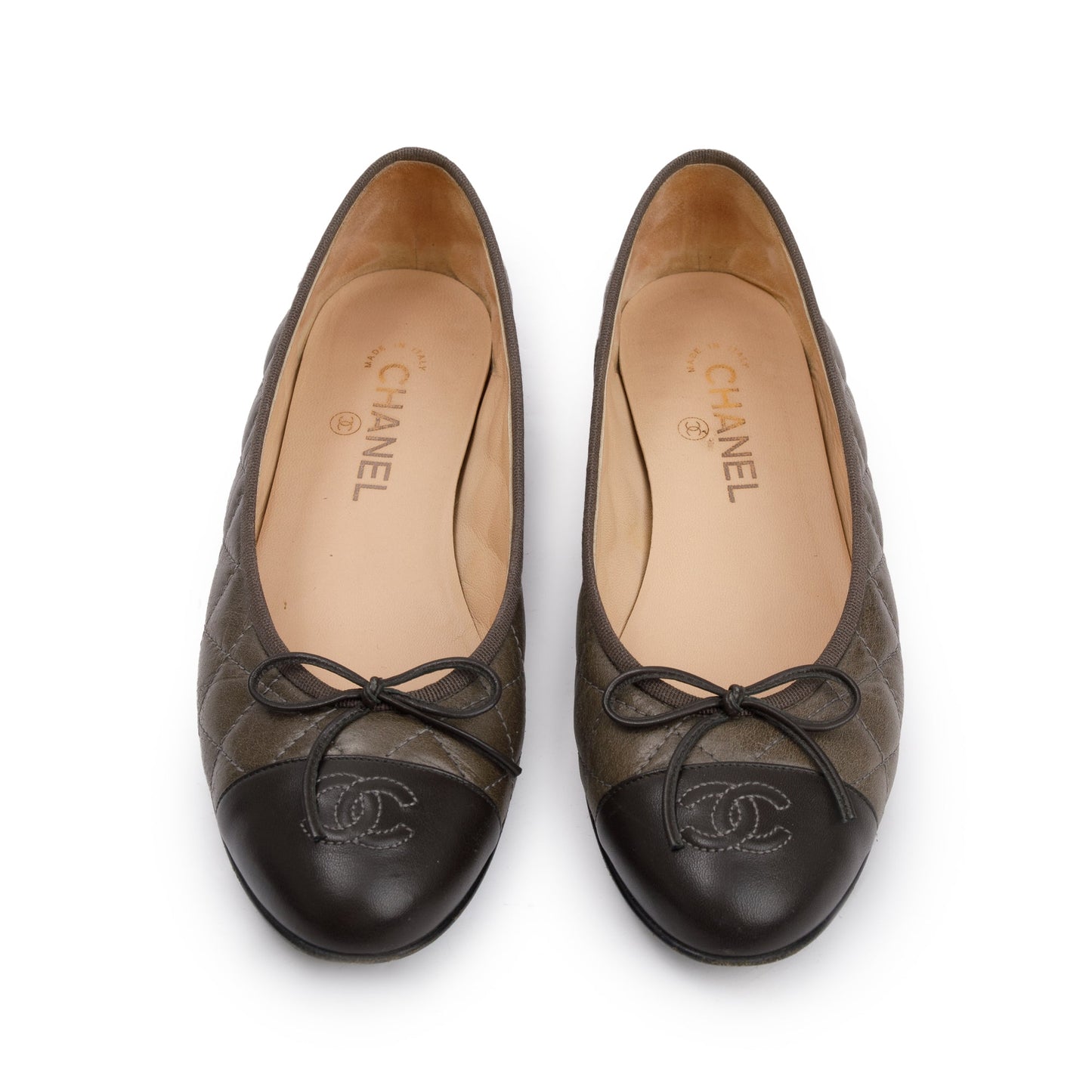 Chanel Grey/Brown Quilted Lambskin Interlocking CC Logo Flats, Size 40.5