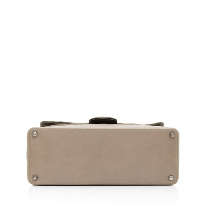Chanel Iridescent Calfskin VIP Flap Bag (SHF-UvQfgO)
