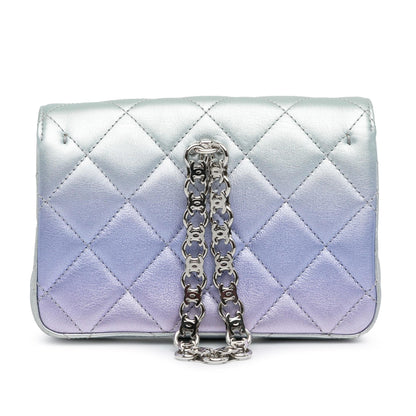 Chanel Iridescent Lambskin Wristlet Clutch Bag (SHG-OsxRyI)