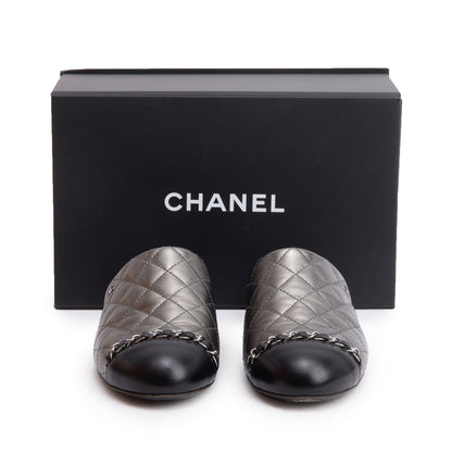 Chanel Iridescent Silver Quilted Calfskin Leather Interlocking CC Logo Mules, Size 36