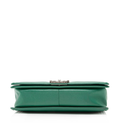 Chanel Lambskin New Medium Boy Bag (SHF-23600)