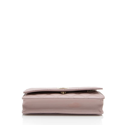 Chanel Lambskin Pearl CC Wallet on Chain (SHF-xRqAN6)