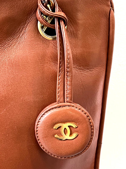 CHANEL VINTAGE MATELASSE SHOULDER CHAIN TOTE BAG
