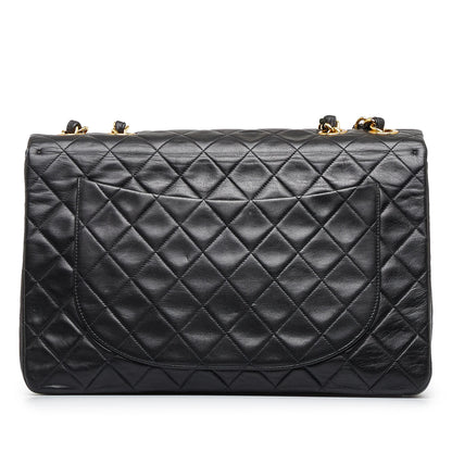 Chanel Maxi XL Classic Lambskin Single Flap (SHG-tSLYwQ)