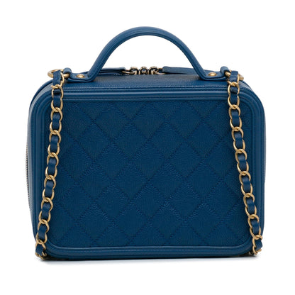 Chanel Medium CC Filigree Caviar Vanity Case (SHG-R0dFDb)
