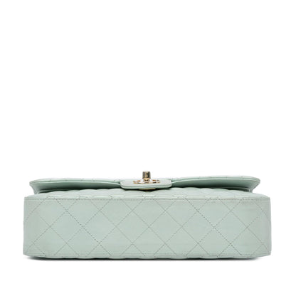 Chanel Medium Classic Iridescent Lambskin Double Flap (SHG-Ob6y5v)