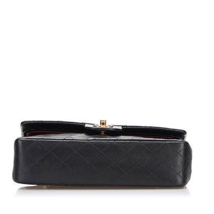 Chanel Medium Classic Lambskin Double Flap (SHG-Vy6wu2)