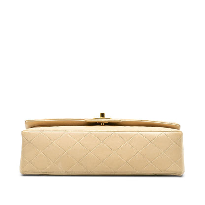 Chanel Medium Classic Lambskin Double Flap (SHG-Kr2lcw)