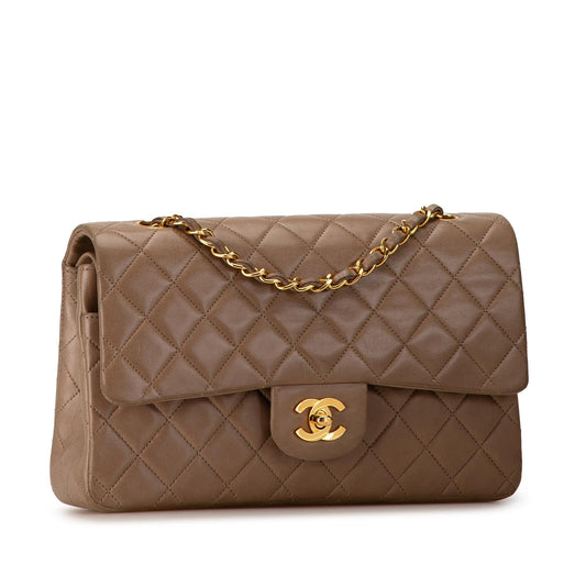 Chanel Medium Classic Lambskin Double Flap (SHG-oPVKa3)