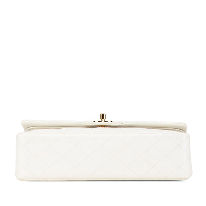 Chanel Medium Classic Lambskin Double Flap (SHG-xjMT3Y)