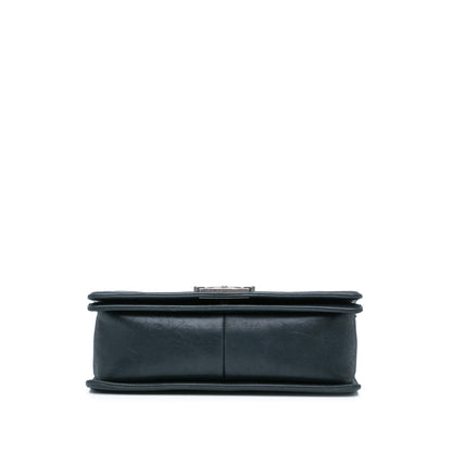 Chanel Medium Iridescent Calfskin Double Stitch Boy Flap (SHG-MO8ajX)