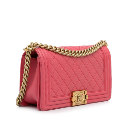 Chanel Medium Lambskin Boy Flap Bag (SHG-5TRcJM)